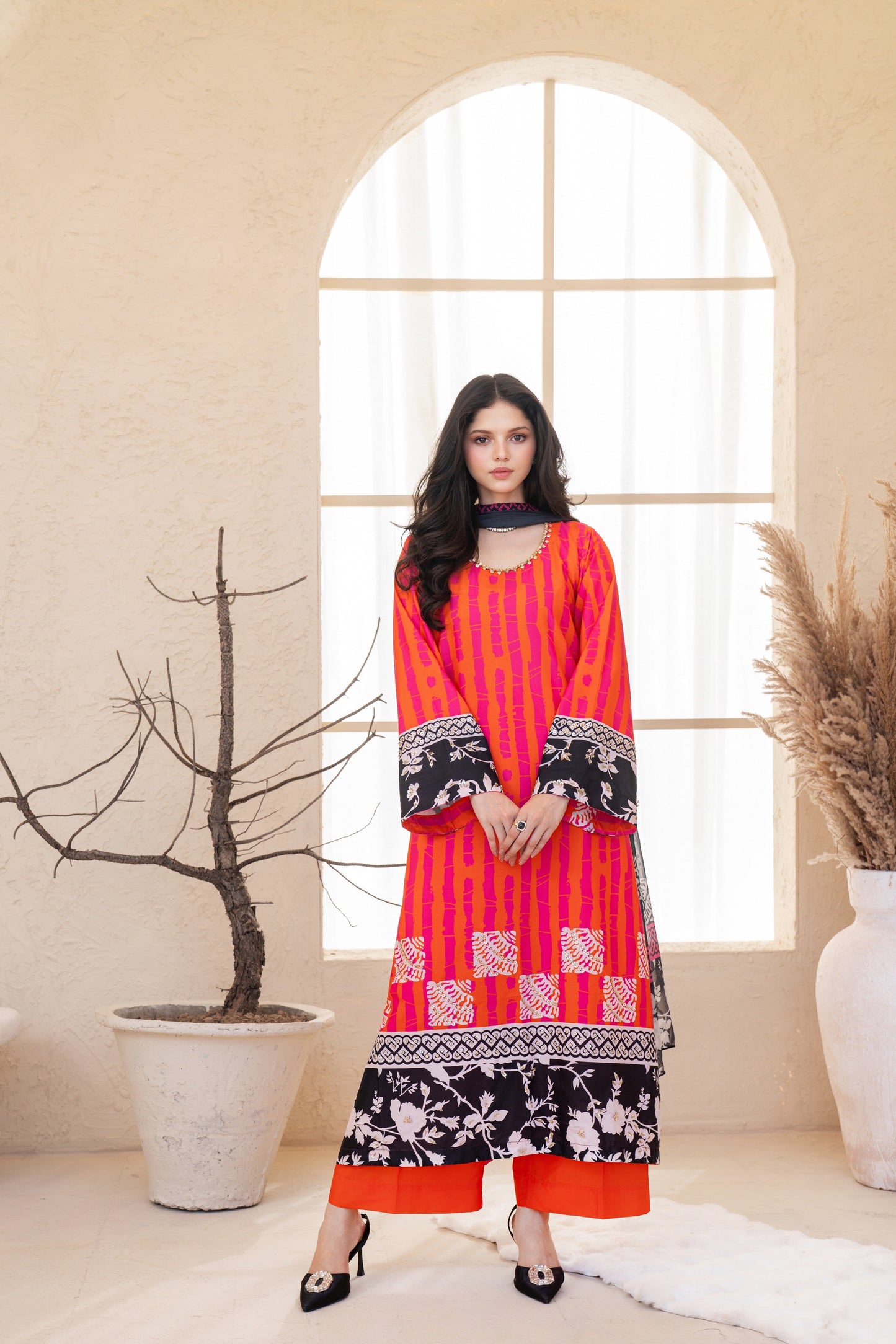 Zeenat | Printed with Hand-embellished work