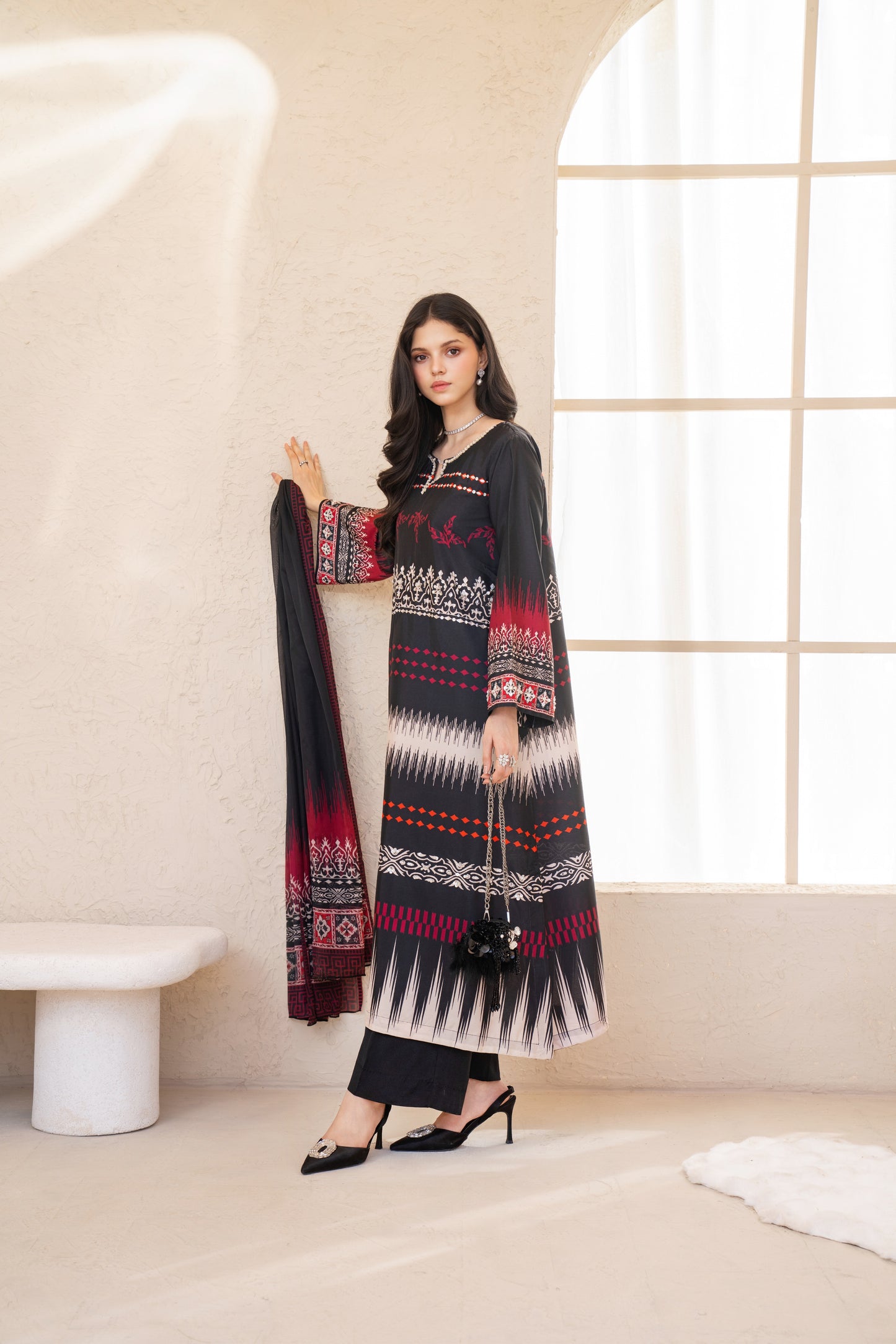 Selara | Printed with Hand-embellished work