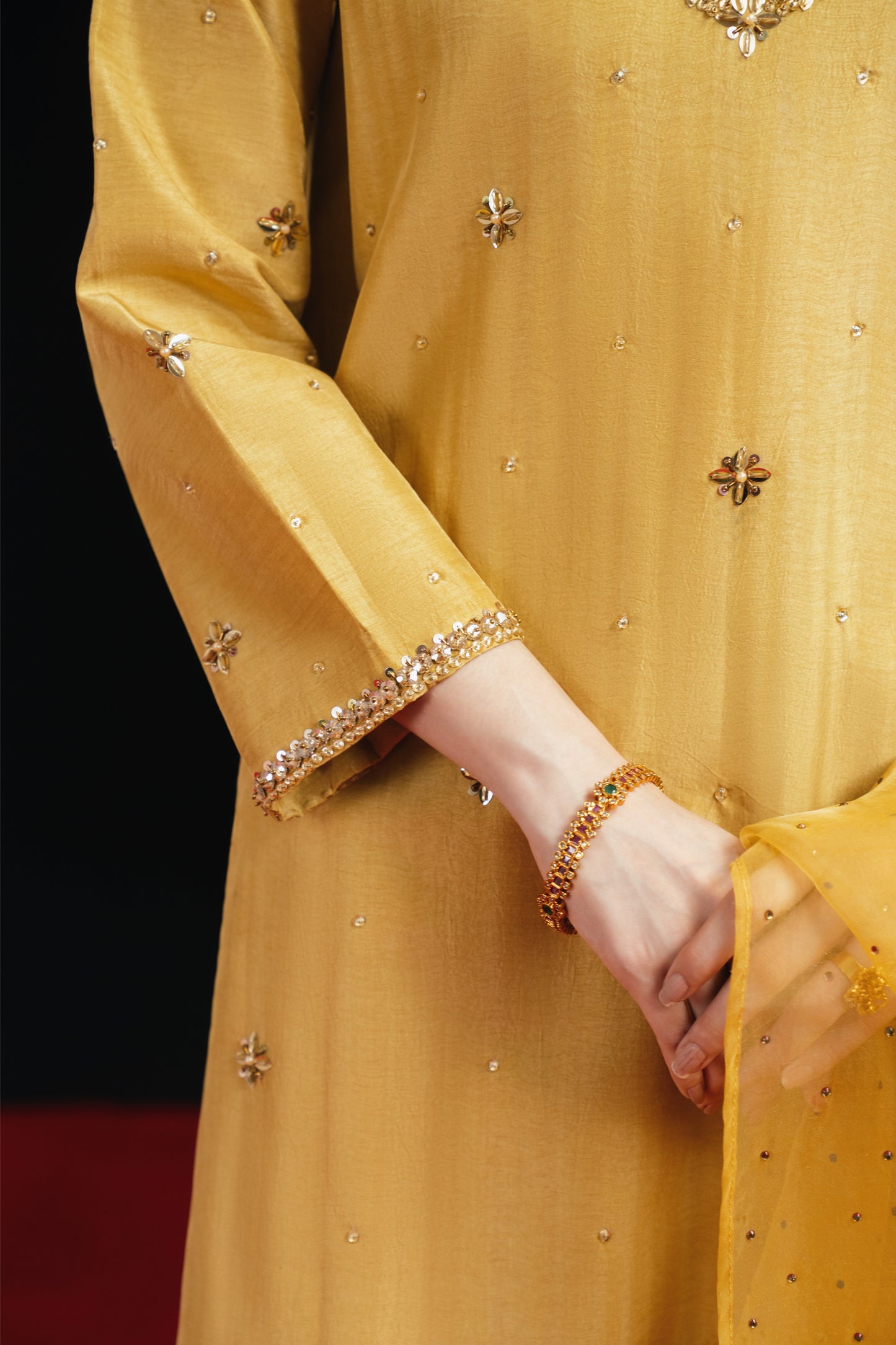 Tabeer  | Premium adda hand-done work