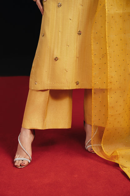 Tabeer  | Premium adda hand-done work