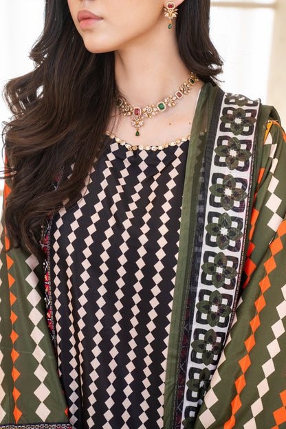 Nureya | Printed with Hand-embellished work